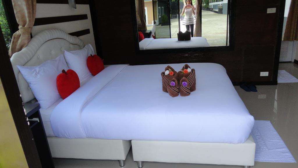 Love You Resort Chumphon Zimmer foto